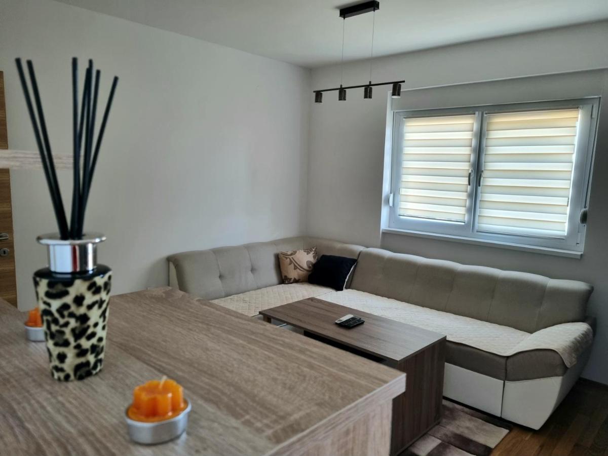 Apartman Court Prijedor Buitenkant foto